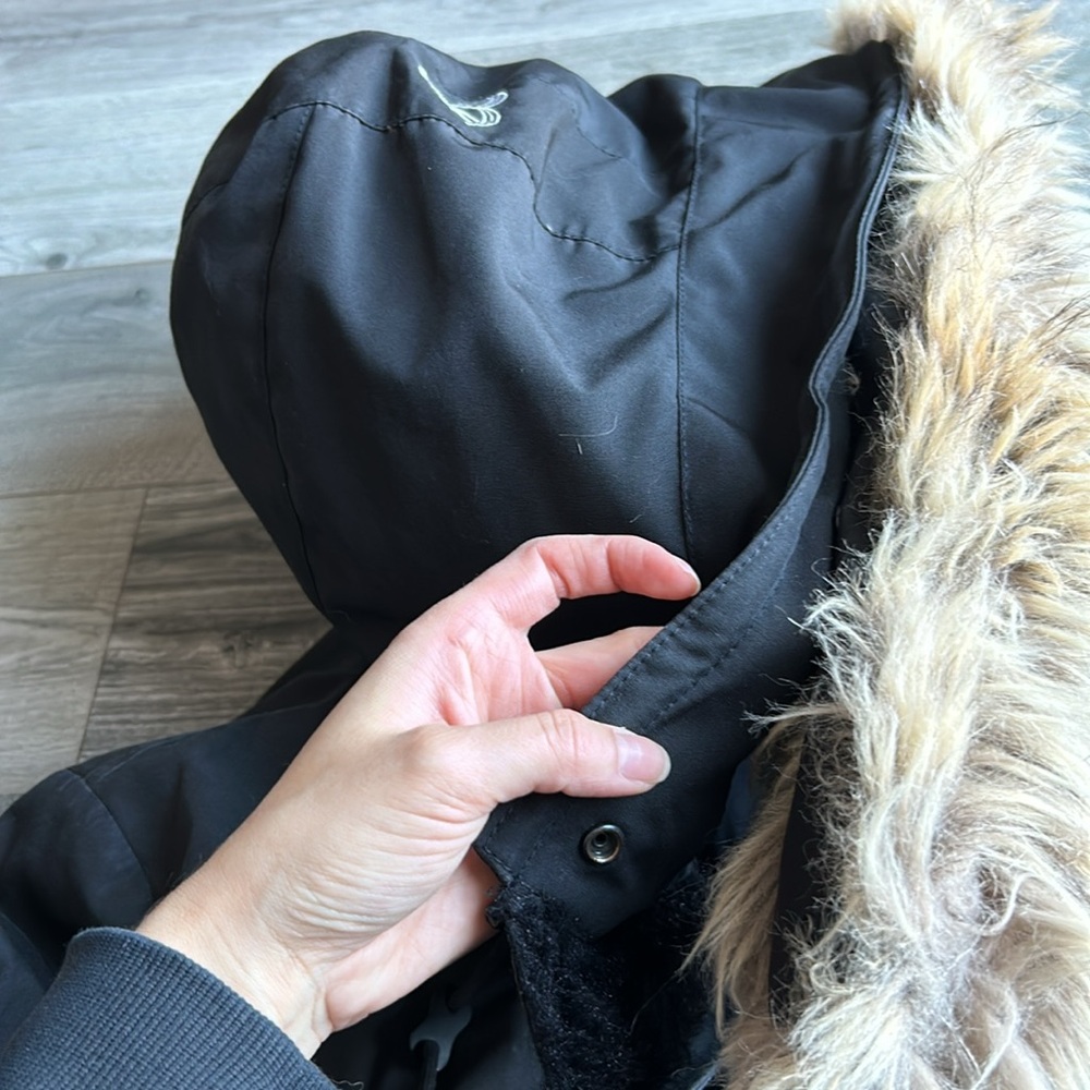 Aritzia TNA Haven Parka - Picture 14 of 15